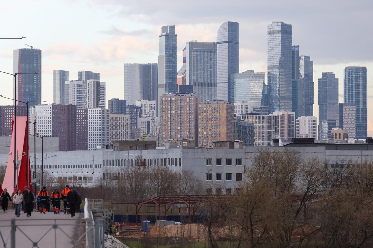 Москвичам пообещали тепло к концу апреля