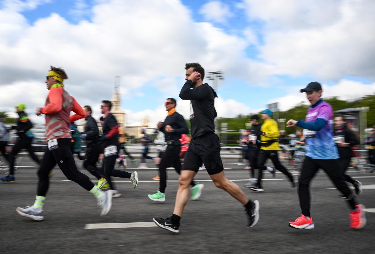 Москвичам рассказали о способах сэкономить на спорте