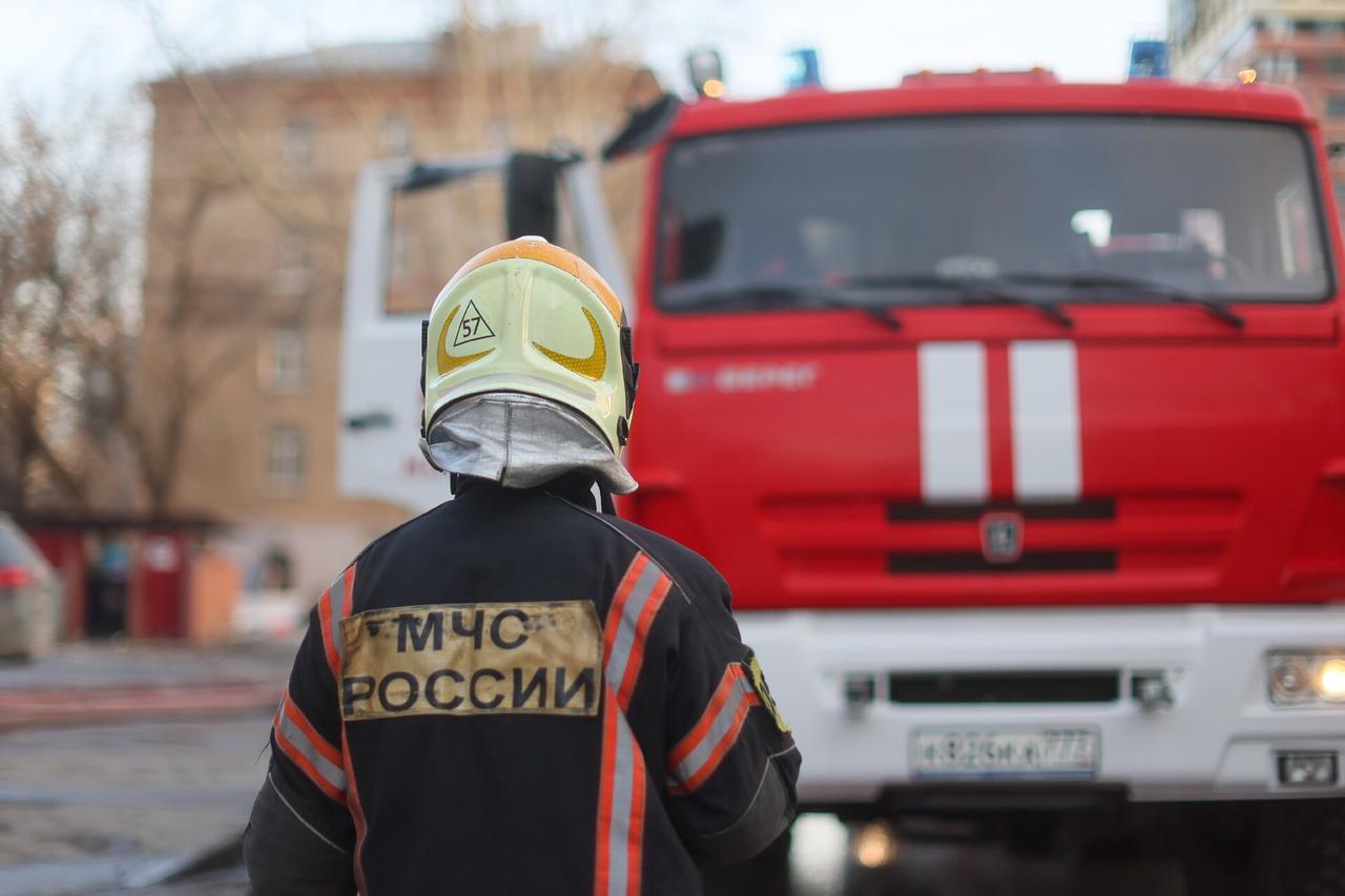В Подмосковье вспыхнул крупный пожар