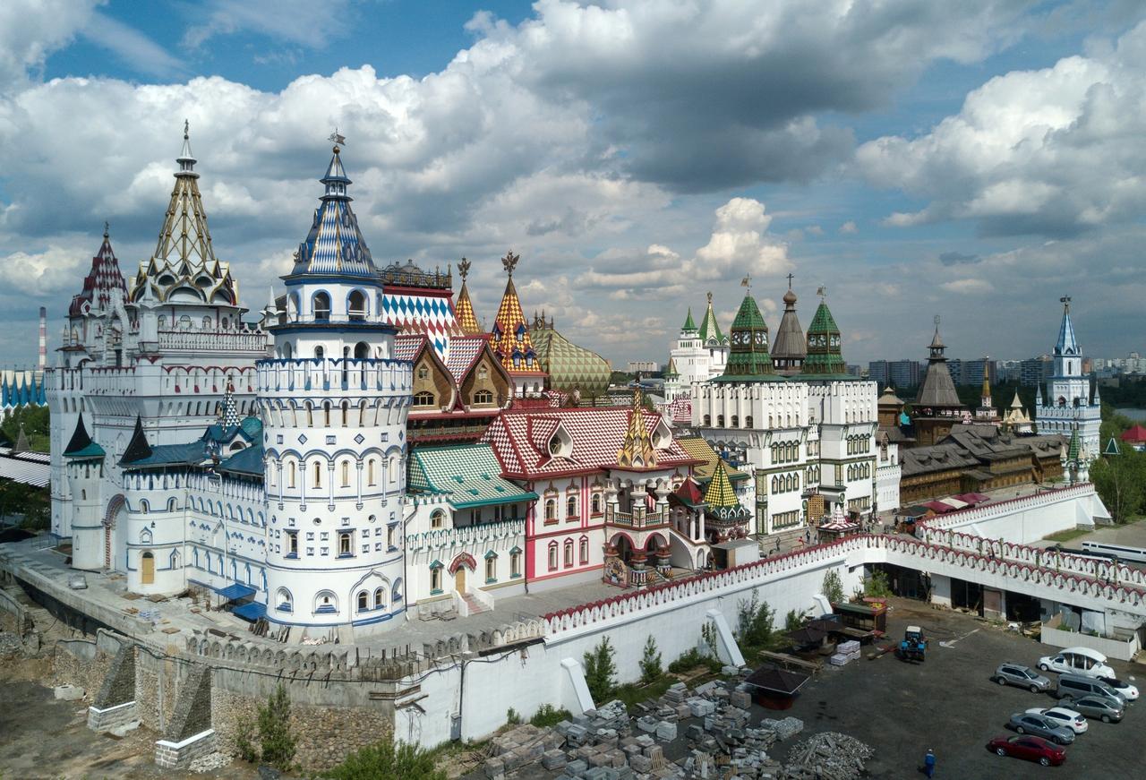 В Измайловском кремле начался пожар