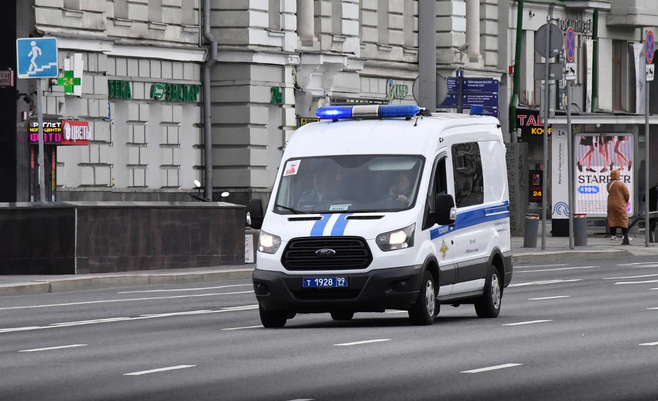В Москве сотрудников ОМВД уличили в получении взяток