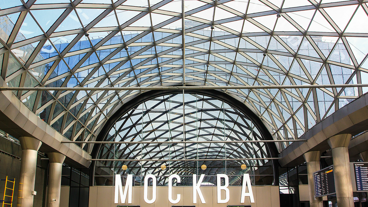 Новый выход к станции метро «Комсомольская» открыли на Ленинградском вокзале