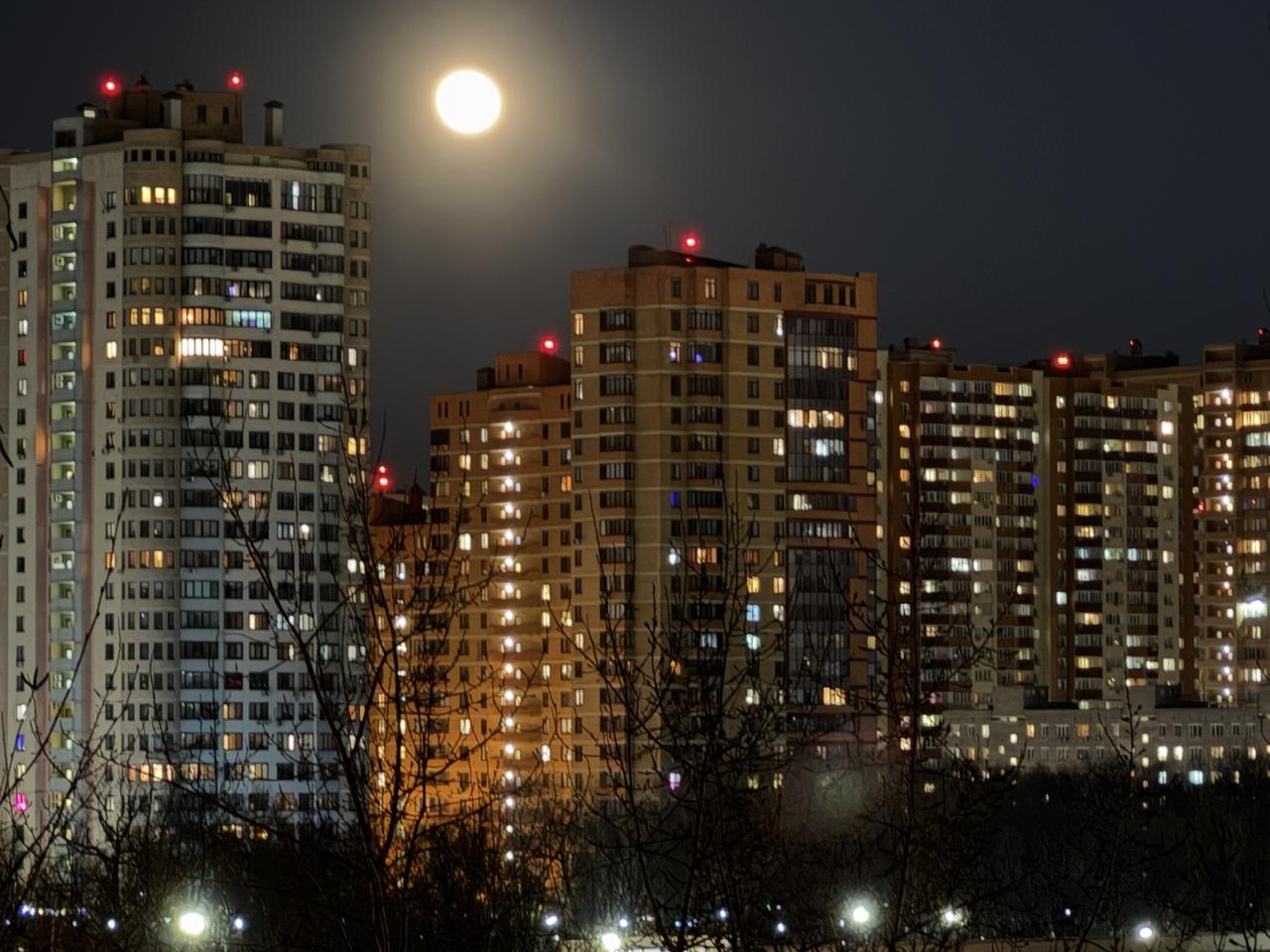 Москвичам рассказали о самой короткой ночи 2026 года