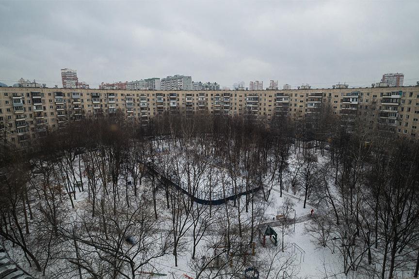 Круглый дом в москве на довженко