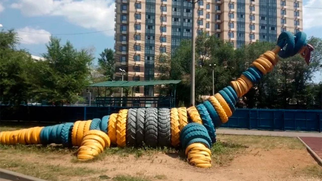 «Шинозавр разрушен». Почему в Москве демонтировали главный символ ЖКХ-арта  - Мослента