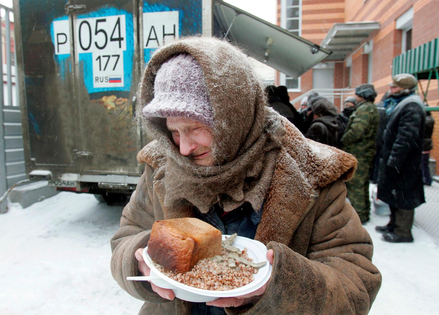 Нужно спрятать свою гордость подальше!» История обычного московского  бездомного - Мослента