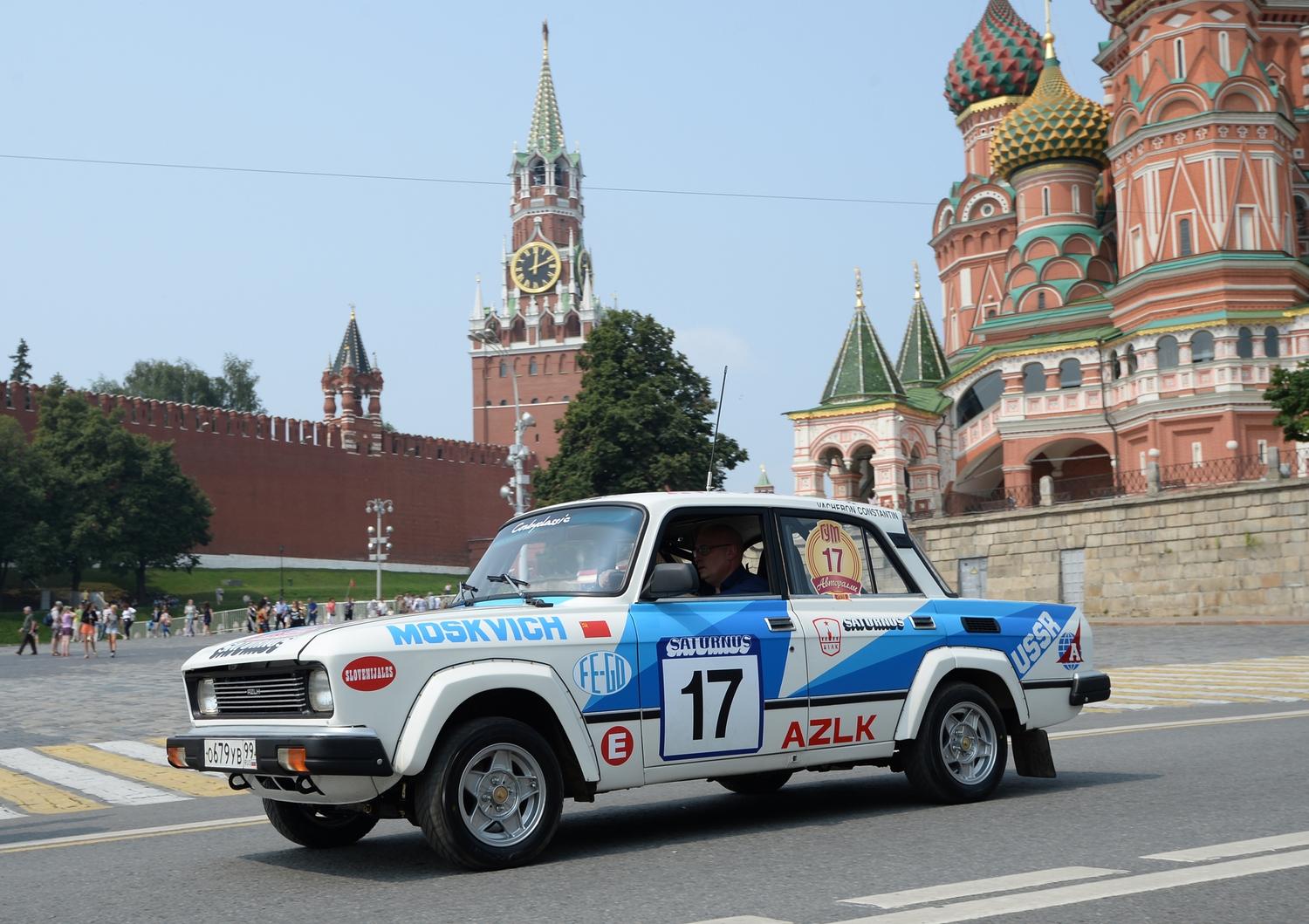 Москва и «Москвичи». Легендарный автомобильный бренд возвращается. Чем ему  удалось войти в историю? - Мослента