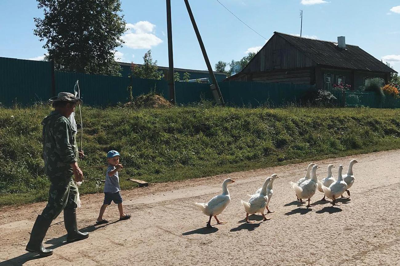 Вся московская тусовка ездит в Суздаль». Как живут маленькие города и  деревни и почему отдых там стал очень популярным - Мослента