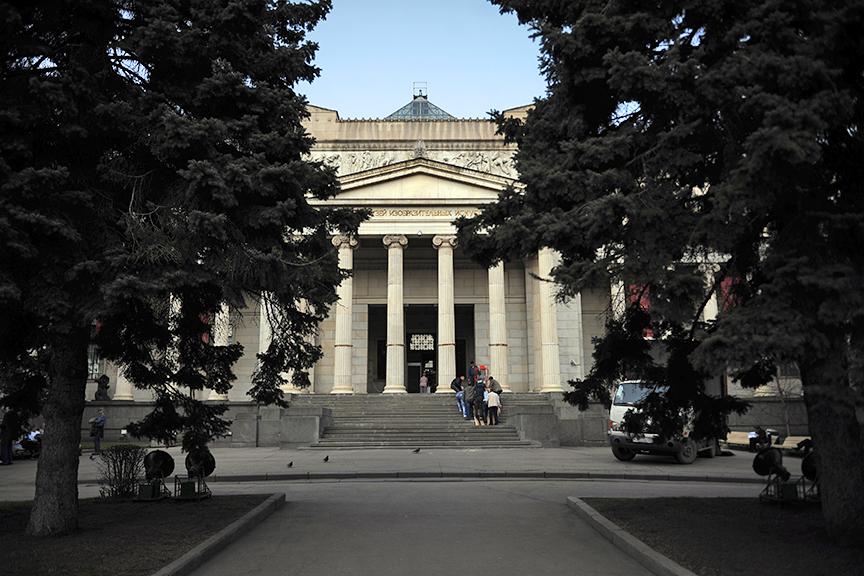 Новогодние Праздники В Суде
