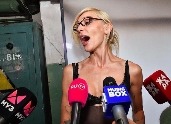 В клубе без трусов