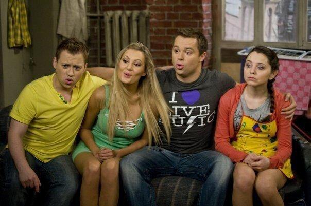 Стало известно о возвращении на ТНТ популярного сериала нулевых