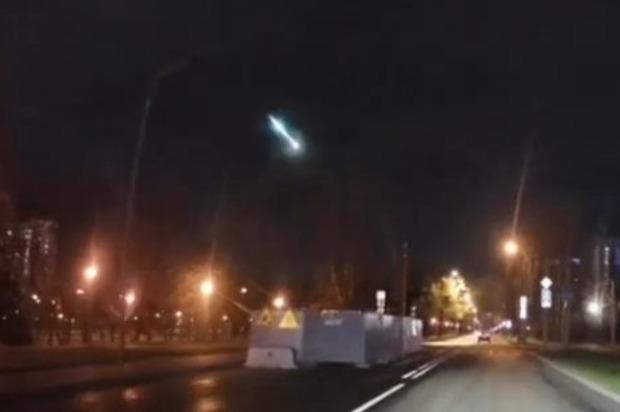 Нашедший осколки пролетевшего над Москвой метеорита решил обогатиться