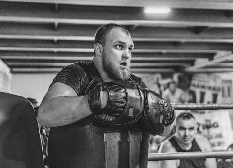 v moskve nashli mertvym bojca mma moslenta