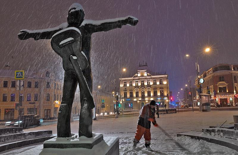 Москвичей предупредили о снеге в понедельник