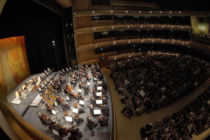 Москвичка распылила перцовый баллончик на представлении в Мариинском театре