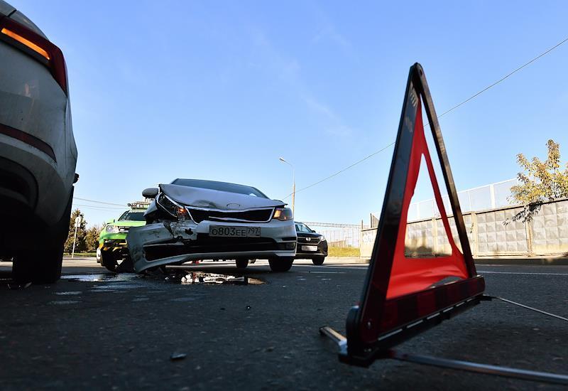 Массовая авария в Москве попала на видео