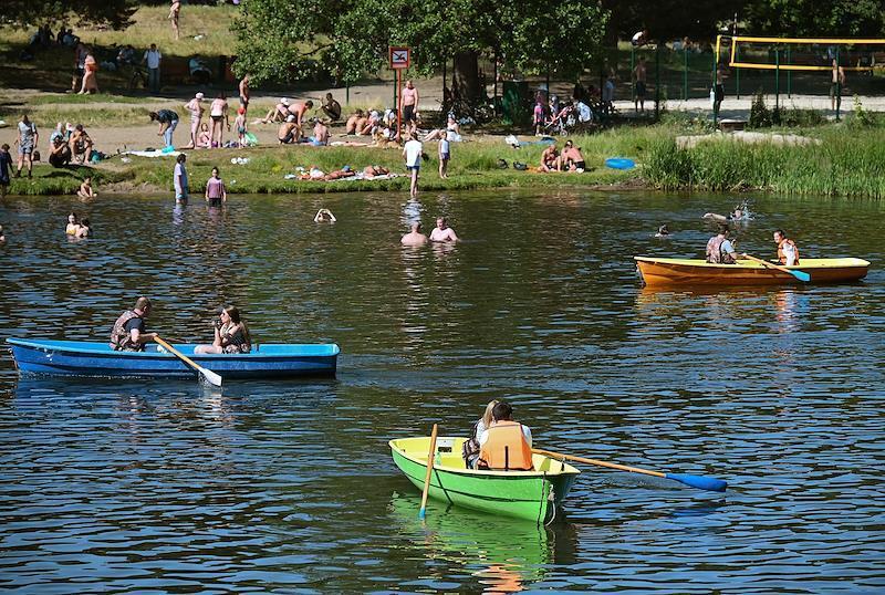 Москвичам пообещали тропическую погоду
