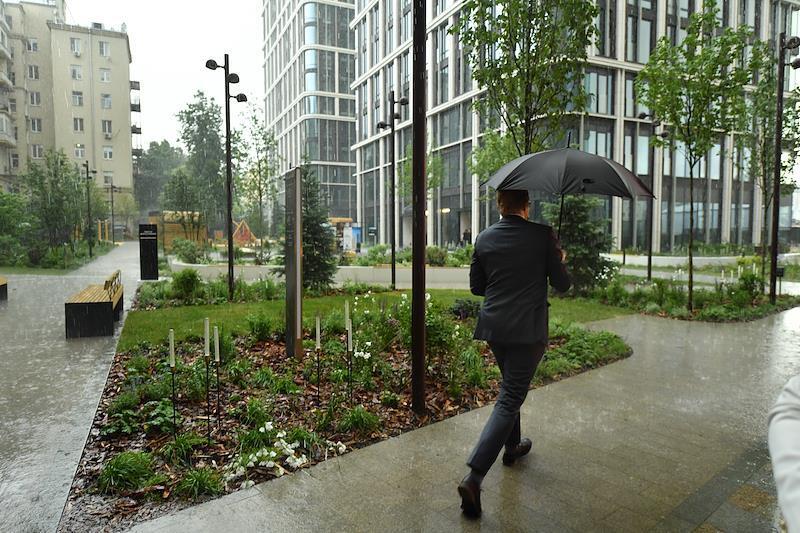 Москвичей и жителей области предупредили об опасной погоде