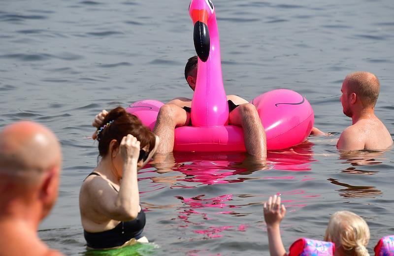 Обстановка на московском пляже попала на видео