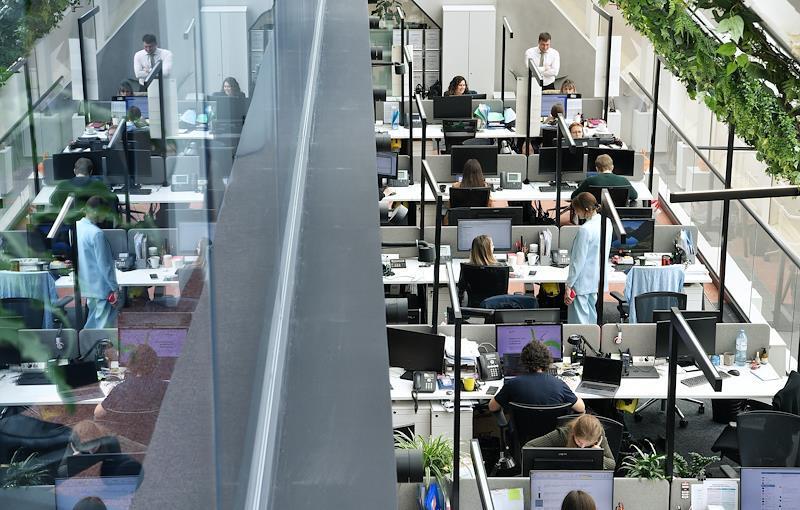 Названы сферы работы с самыми большими зарплатами для пенсионеров