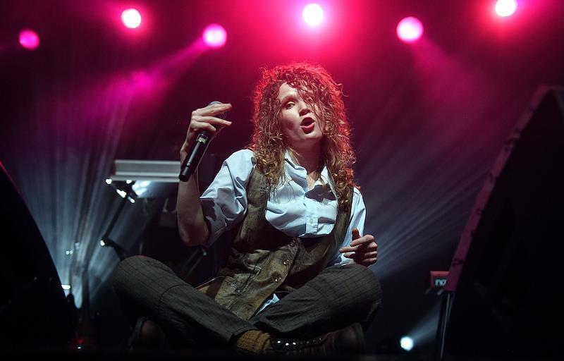 Певица Монеточка продала квартиру в центре Москвы