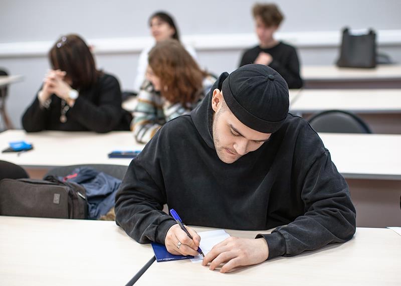 Россияне назвали время студенчества периодом ответственности и самостоятельности