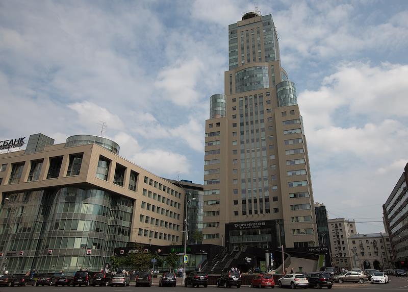 «Если бы Цветаева увидела, повесилась бы еще раньше». Москвичи высмеяли столичный бизнес-центр