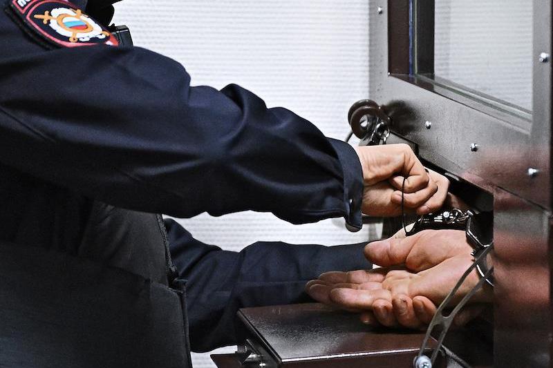 В Москве арестовали трогавшего гениталии мальчика композитора