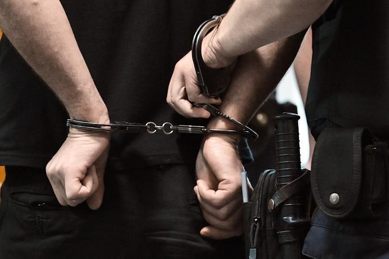 Вооруженный ножом мужчина угрожал убийством начальнице в Подмосковье