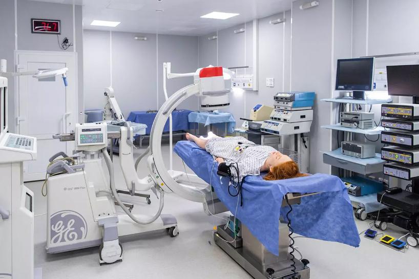 Главврач ГКБ объяснил алгоритм распределения пациентов по потокам разных цветов