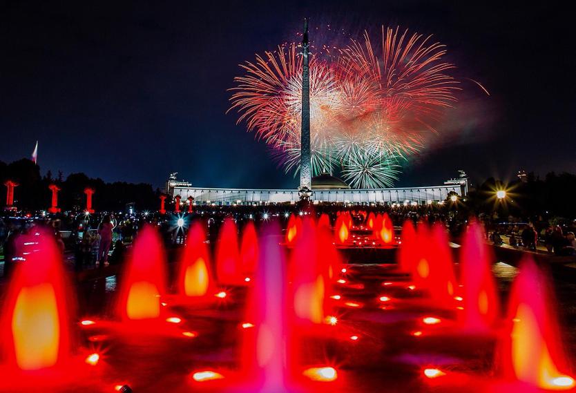 Музыка, спорт, фейерверк и кошки. Как Москва отметит свое 875-летие