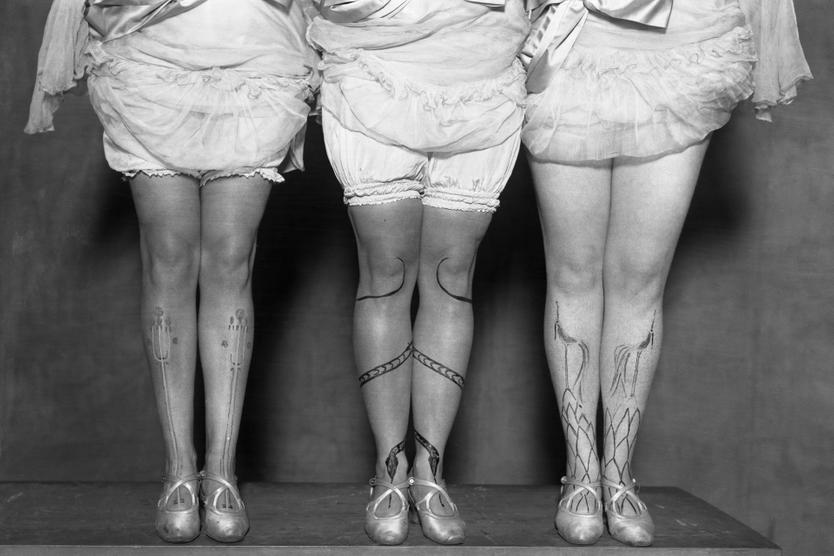 Панталоны и чулки 20-х годов ХХ века