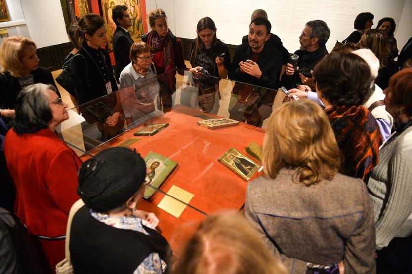 «Охрана заперла нас на час в библиотеке имени Ленина». Как показать москвичам столицу, которую они не знают