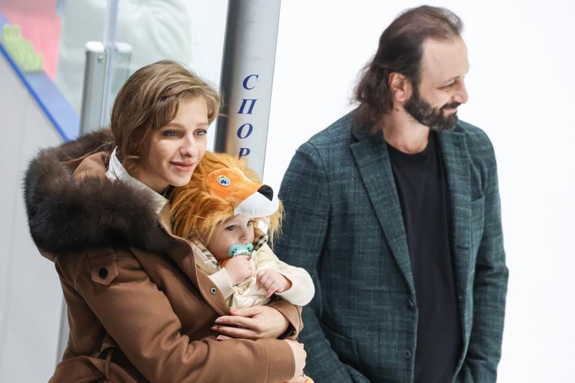 «Я с опаской предлагал олимпийцам поучаствовать в елках». Илья Авербух о новогодних сказках и будущих звездах на льду