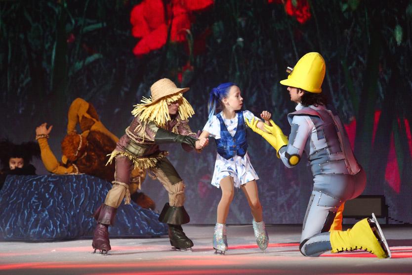 Предпремьерный показ шоу Ильи Авербуха «Волшебник страны ОЗ» в спортивном комплексе ЦСКА «Арена».