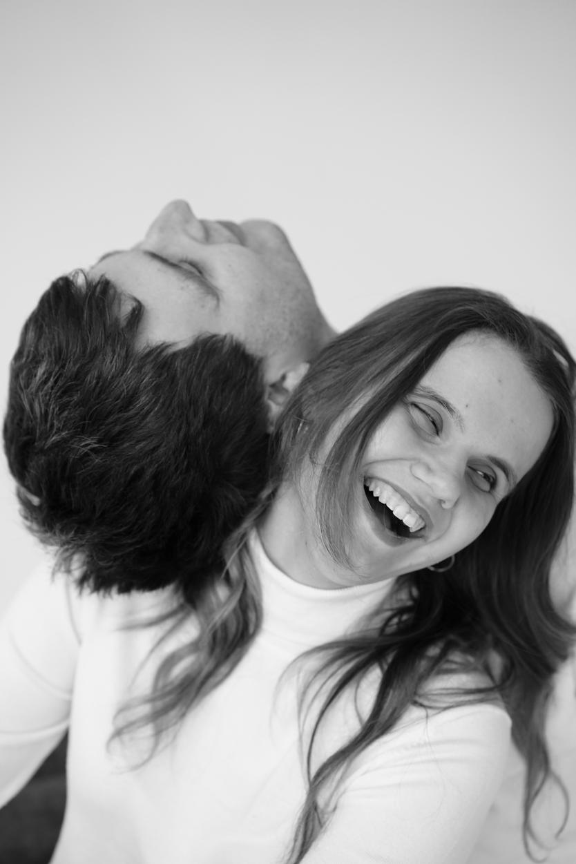 «От запаха алкоголя Chanel не спасет». Незрячий парфюмер — об ароматах Москвы, парфюмерной моде и мифах о духах