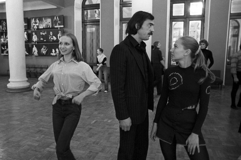 Актер театра и кино Михаил Боярский и его жена актриса Лариса Луппиан (справа)