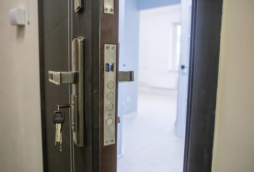 «Люди продают свои квартиры и остаются без копейки!» Столичный риелтор о том, как не остаться и без жилья, и без денег