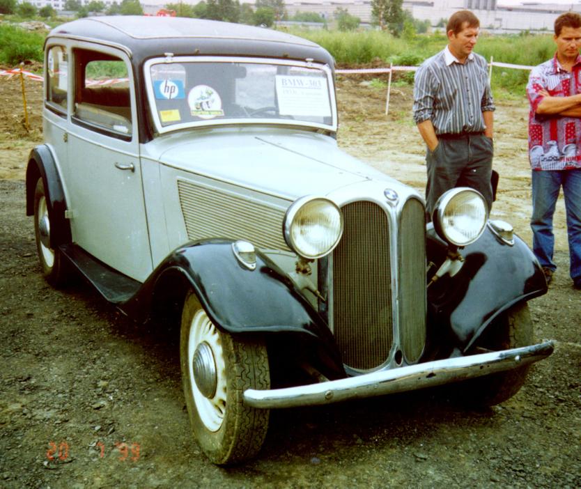 Автомобиль BMW-303 1933 года