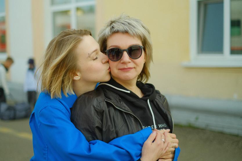 Алена с мамой