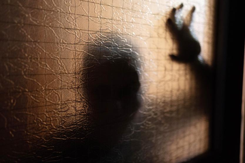 Если вы находитесь в постоянном стрессе, верите в сверхъестественное или у вас сбит режим сна, сонный паралич может  добраться и до вас