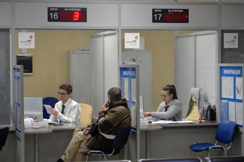 Рост зарплат и пенсий, новые налоговые правила и подорожавший развод. Какие изменения ждут жителей столицы с 1 января 2025 года?