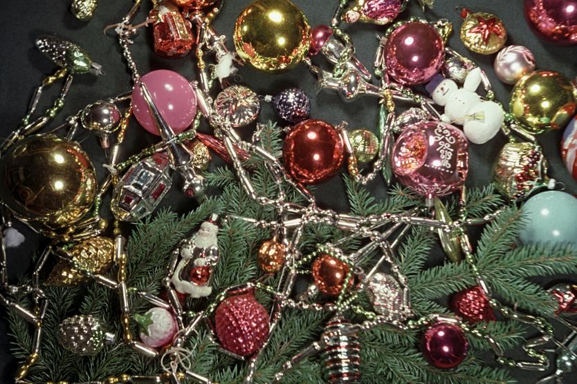 «С пьяным праздником покончить пора!» Как в СССР боролись с Рождеством и почему не смогли его победить