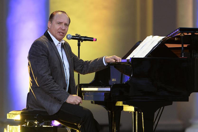 Композитор Максим Дунаевский на концерте в Зеленом театре ВДНХ в Москве