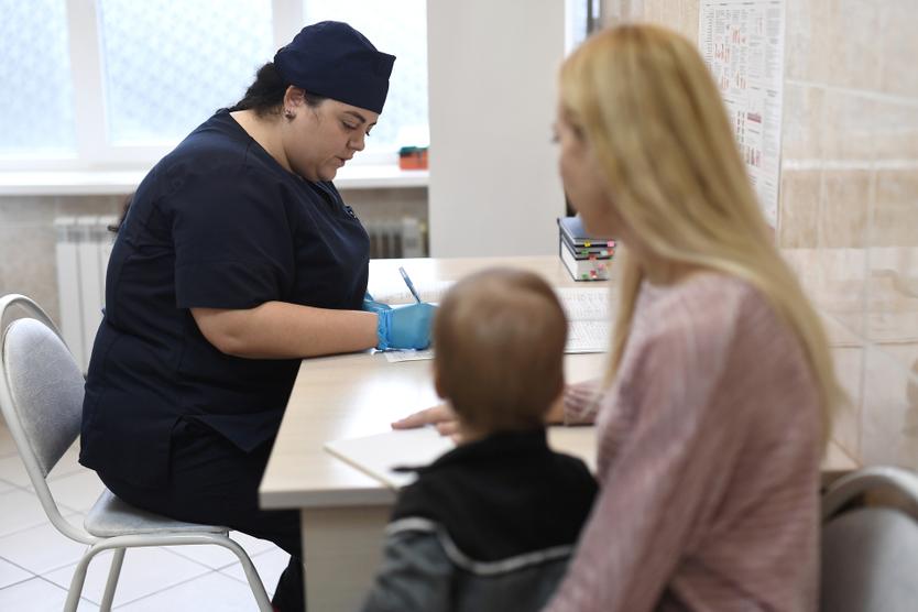 Родители стали специально заражать детей ветрянкой. Зачем они это делают?