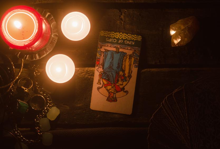 Раскрыт способ работать легально для ведьм и колдунов. Кем могут прикинуться эзотерики?