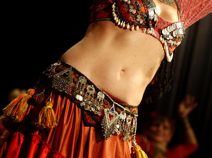 «Арабский танец превратили в продажную девку». Знаменитая танцовщица — о романе с Микояном, съемках в США и эротике