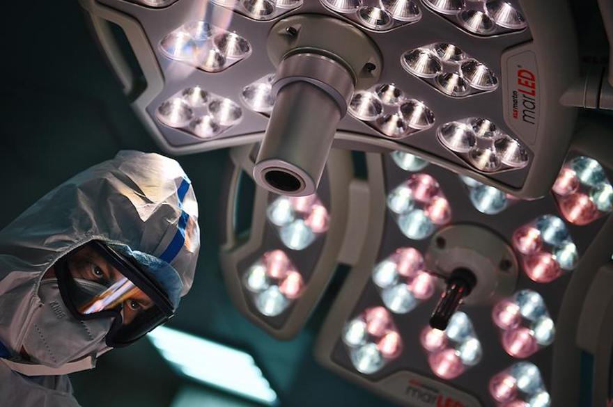 Названо главное препятствие для установки протезов фигуристу Костомарову