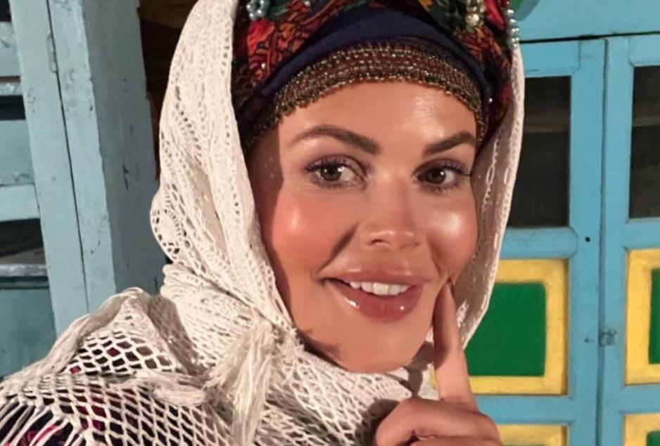 61-летняя Екатерина Андреева сделала селфи в необычном костюме