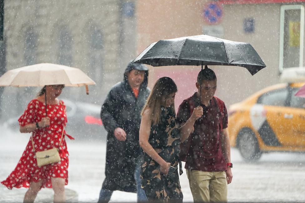 «Желтый» уровень погодной опасности объявили в Москве